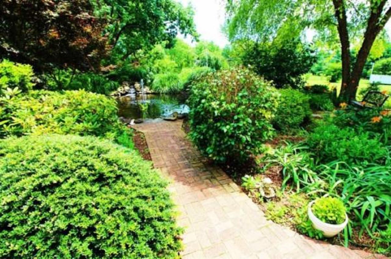 Winridge Manor Bed And Breakfast Madison Heights Экстерьер фото